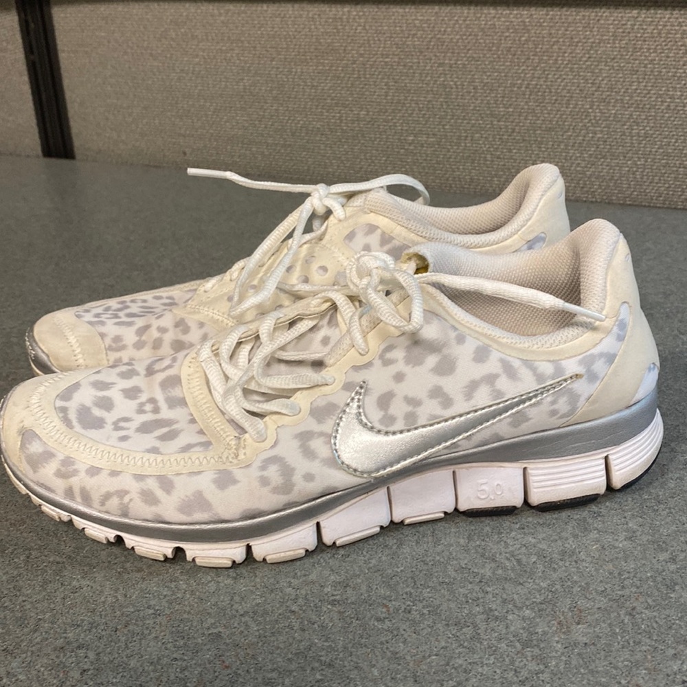 Nike Free 5.0 sneakers